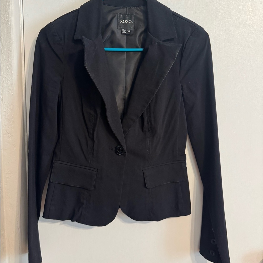 XOXO Women's Elegant Black Suit Jacket and Pants set NWT - Picture 2 of 5